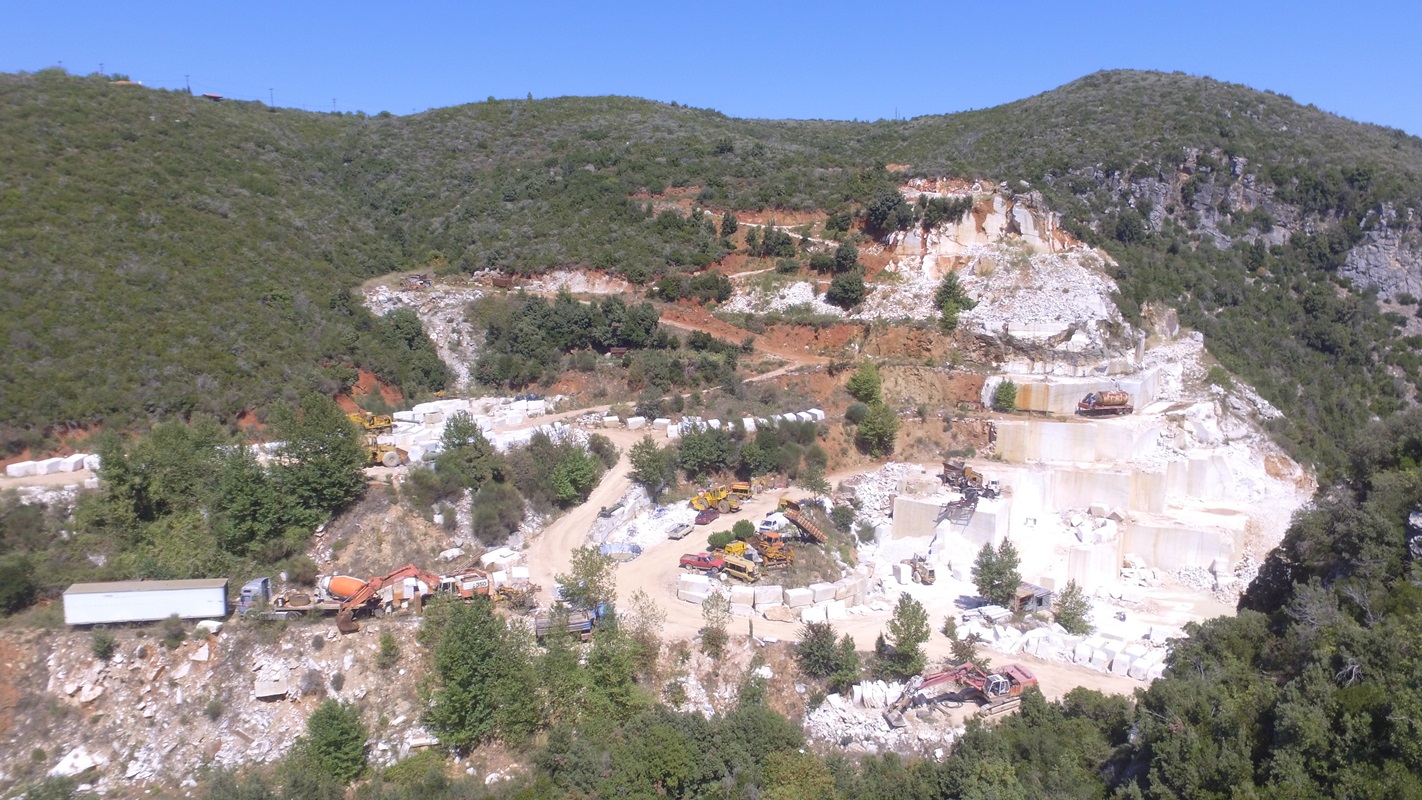 https://www.stonetech.gr/files/files/etairia/CONTENT-PAGES-2024/ABOUT-2024/SILVER%20CLOUD%20SKYLINE%20QUARRY%20STONETECH%202.jpg 6