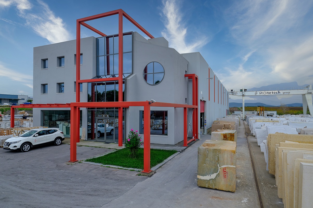 https://www.stonetech.gr/files/files/etairia/CONTENT-PAGES-2024/ABOUT-2024/STONETECH%20HEADQUARTERS.jpg 9
