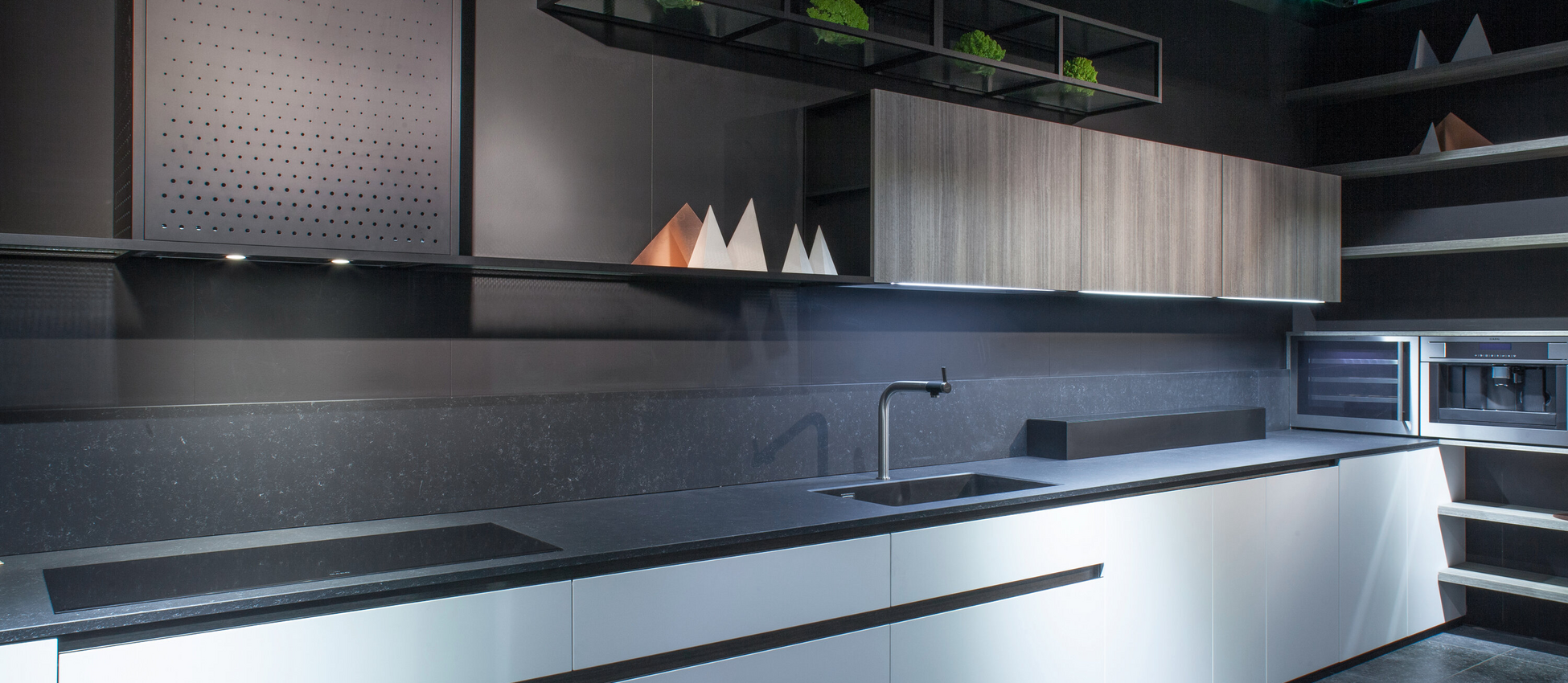 Africa - Veined - Quartzforms3