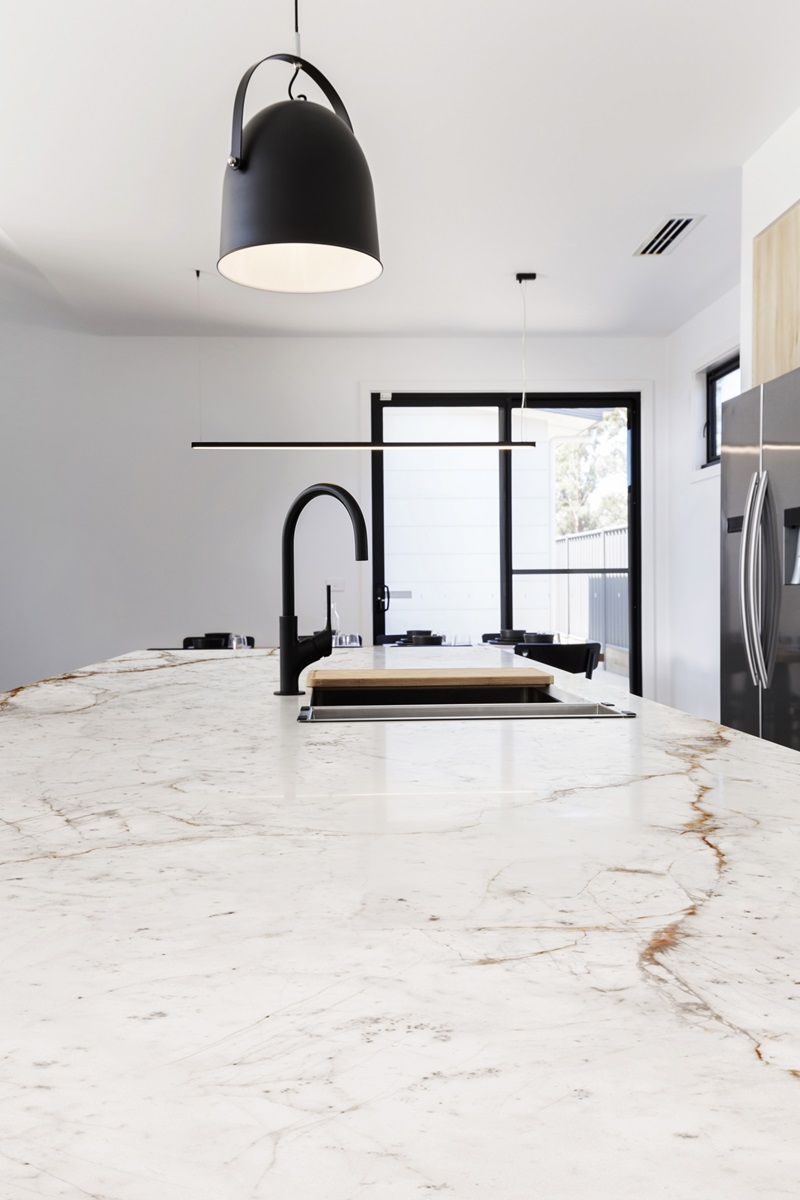 Abu Dhabi White - Silk2