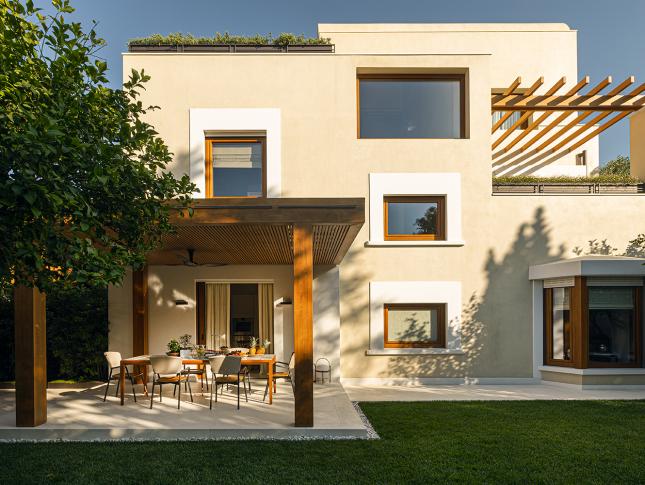 Ιδιωτική Κατοικία στη Φιλοθέη