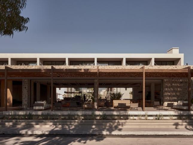 Theros All Suite Hotel